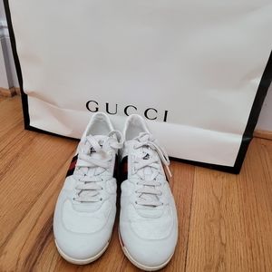 Vintage leather Gucci Sneakers  size : 38.5